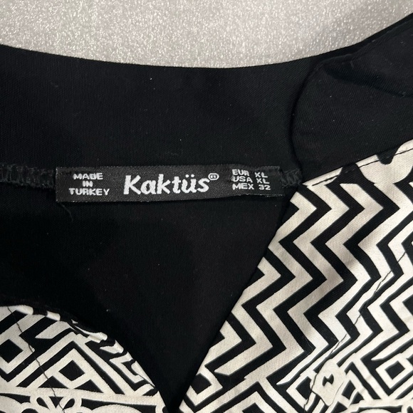 [XL] Kaktus Black Viscose Embossed Print Mini Tassels WMN Maxi Dress - Picture 11 of 15